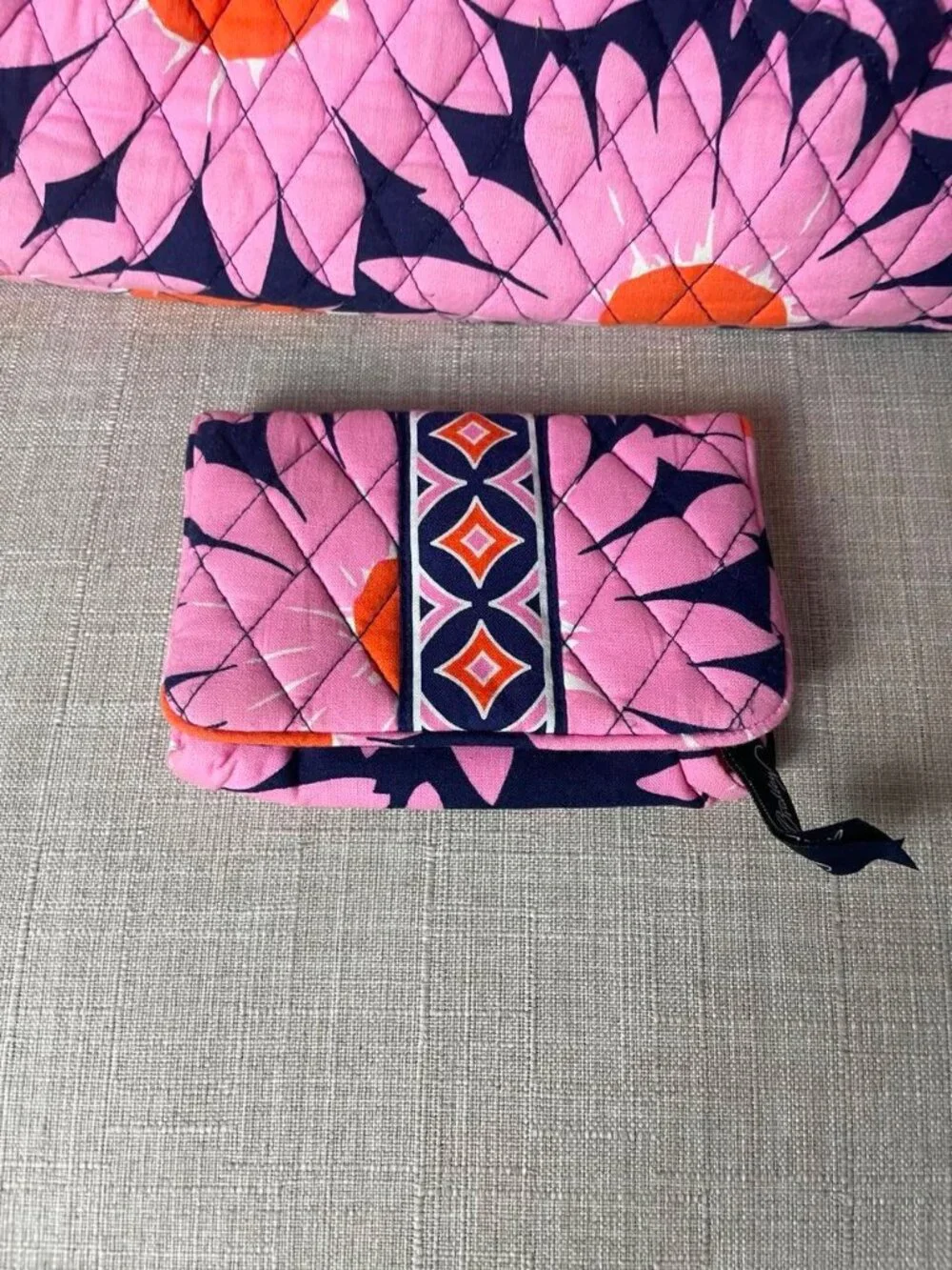 EUC Vera Bradley Alice Loves Me Floral Shoulder Bag Purse with Matching Wallet
